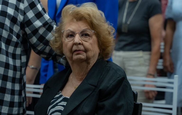 Morro da Fumaça se despede de Dona Olga, referência na educação e na política