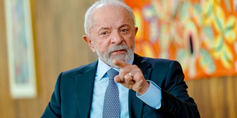Lula compara Bolsonaro a traidor de Tiradentes por articulação com Trump