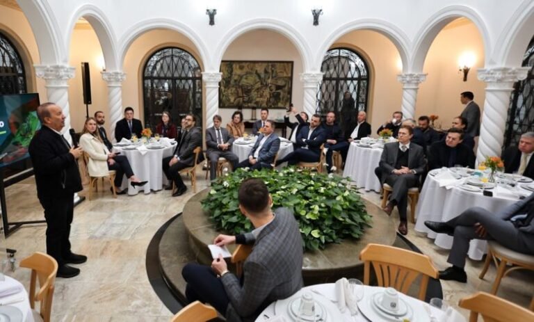 Pelo Estado – Projetos do governo são enviados à Alesc