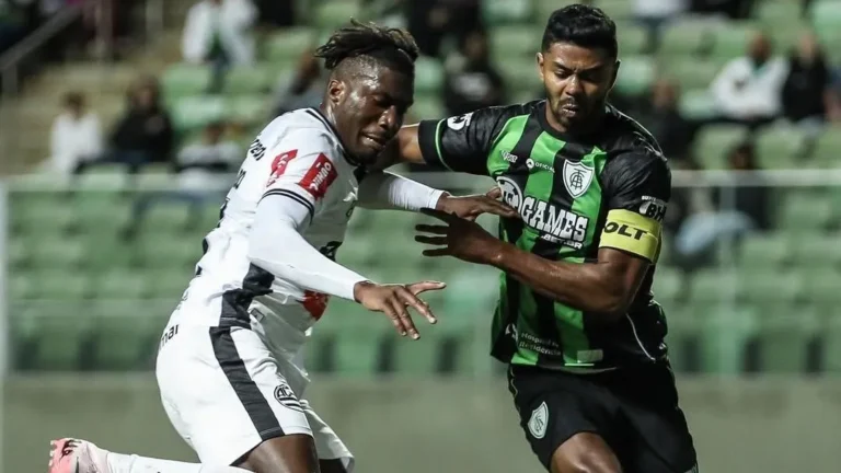 Série B: Chapecoense vira fora de casa e Athletic-MG surpreende América