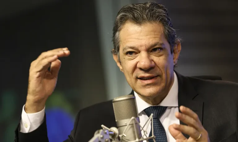 Haddad prevê diálogo entre Lula e Trump sobre tarifas
