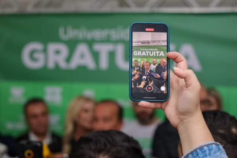 Pelo Estado – Estudantes notificados por irregularidades no Universidade Gratuita