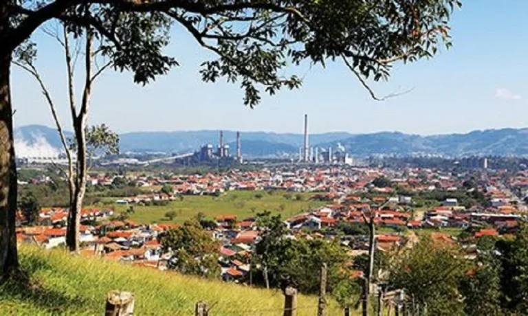 Capivari de Baixo enfrenta problema no abastecimento de água nesta terça