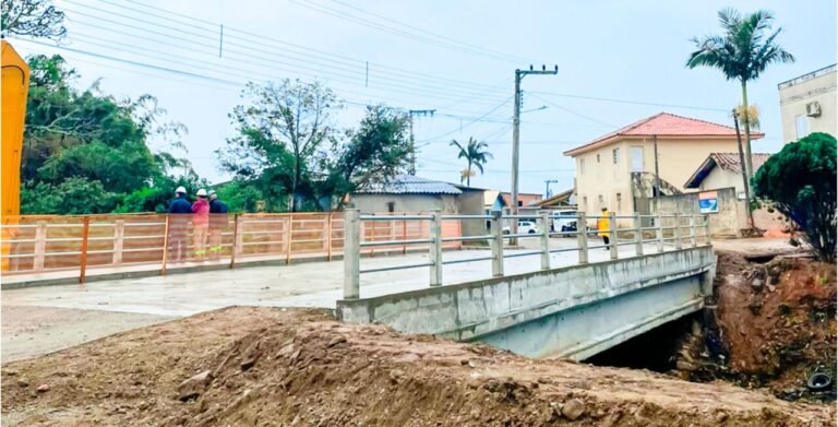 Nova ponte sobre o Rio da Madre é liberada para veículos em Tubarão