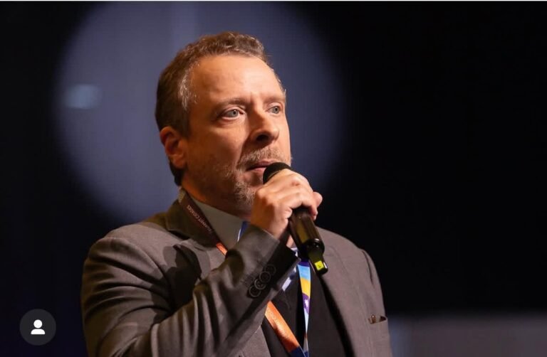 Democracia, comunicação e a ilusão do visível