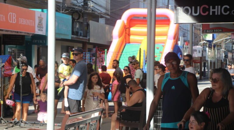 Domingo em Família leva saúde, bem-estar e diversão à comunidade de Tubarão