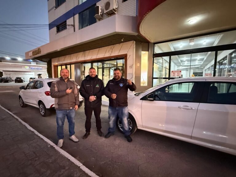 Laguna renova frota do TFD com três novos veículos para transporte de pacientes