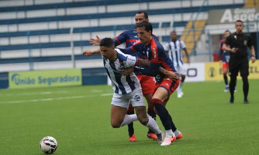 Marcílio dias empata, mas avança na Série D do Brasileiro