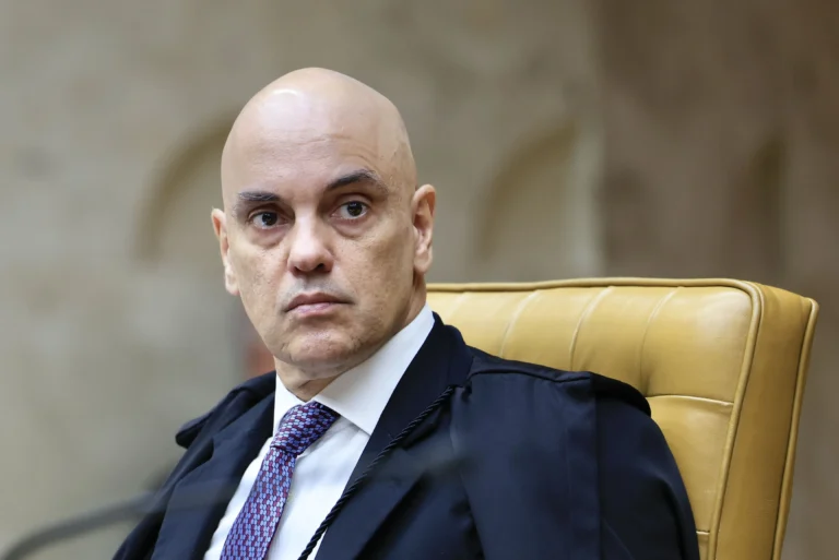 Moraes alerta bancos sobre aplicar sanções dos EUA no Brasil
