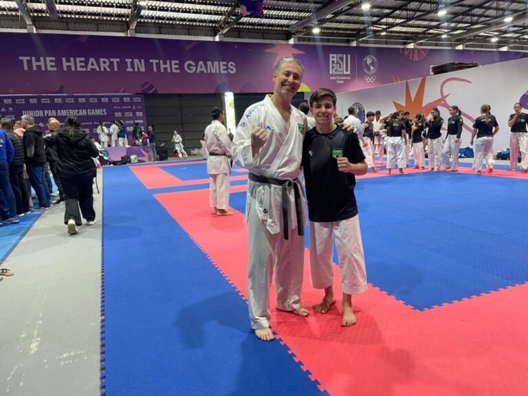 Atleta e técnico de Tubarão participam do Pan-Americano de Karatê
