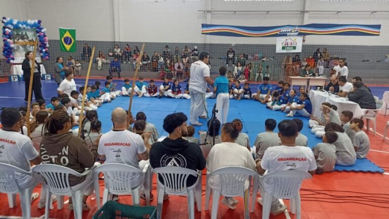 Araranguá realiza 1º CRASPOEIRA com competições de capoeira e formatura cultural
