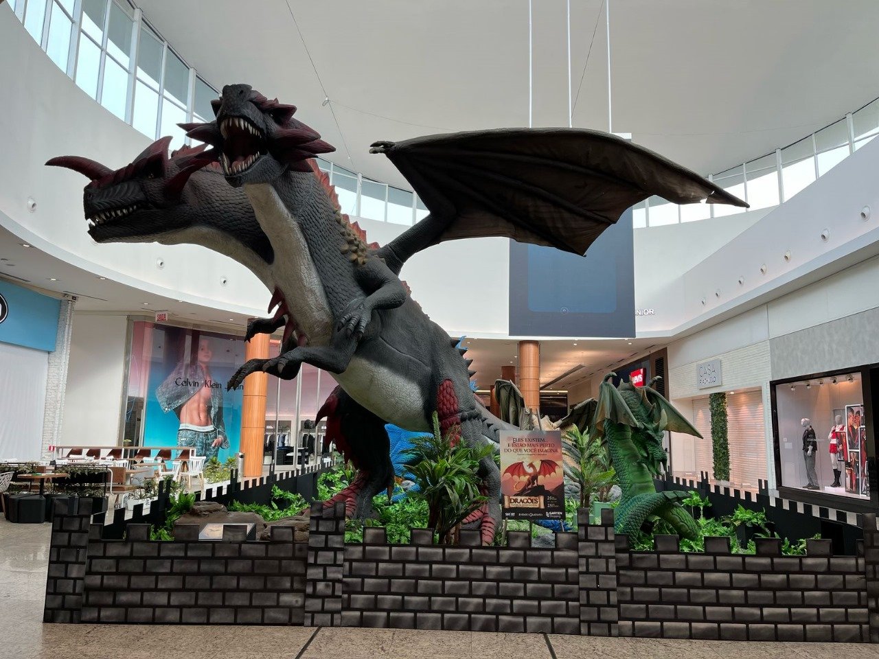 Exposição de dragões chega ao Nações Shopping e promete encantar todas as idades