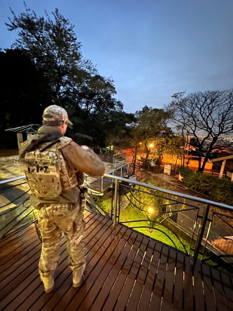 Operação É TETRA mira facções criminosas em SC e mais cinco estados