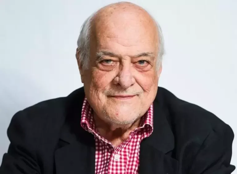 Jornalista J.R. Guzzo morre aos 82 anos após sofrer infarto