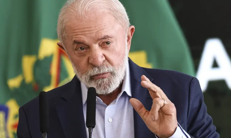 Lula define plano para setores afetados por tarifaço dos EUA