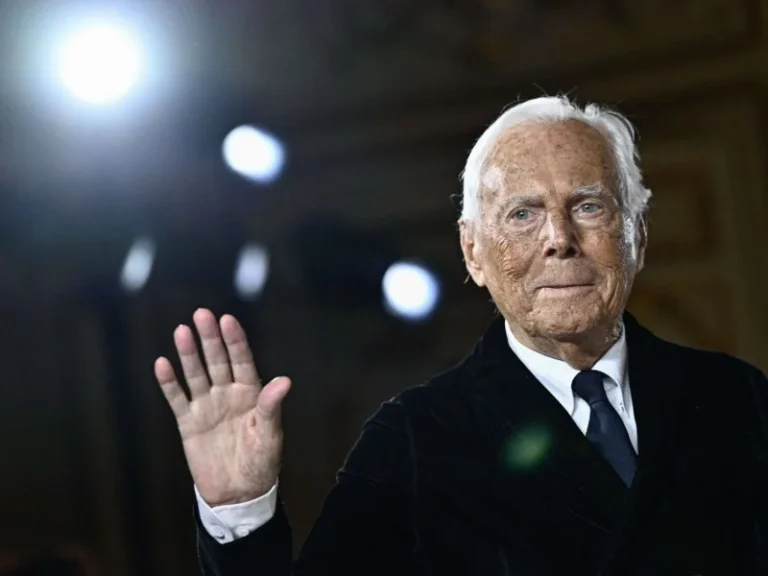Giorgio Armani morre aos 91 anos em Milão