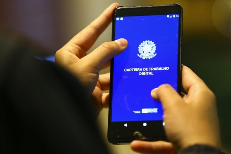 Pelo Estado – Tarifaço: Quase duas mil vagas de trabalho a menos em SC