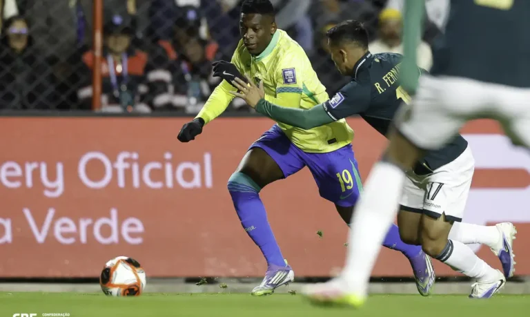 Brasil perde para Bolívia na altitude e termina Eliminatórias em 5º lugar