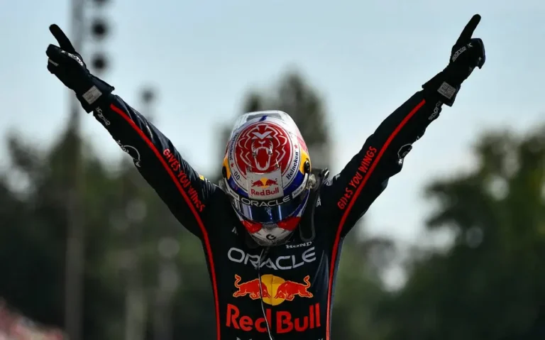 Verstappen domina e vence GP da Itália; McLaren faz dobradinha no pódio