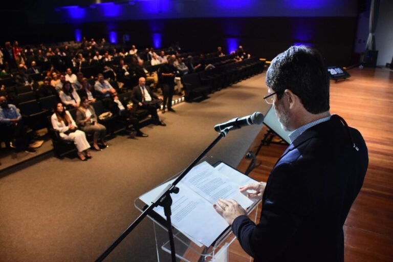 Florianópolis sedia XVIII FinancIES sobre futuro das IES