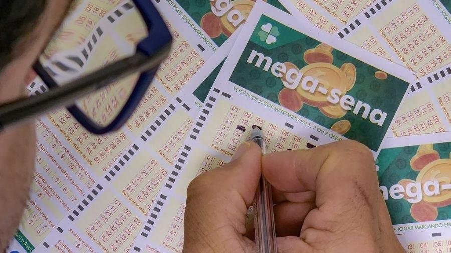 mega-sena-loterias-1692493775945_v2_900x506