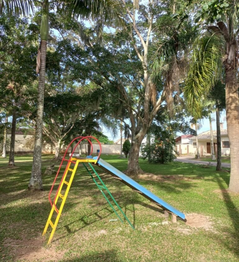 Projeto Pra Fora leva arte gratuita à Praça do Passo do Gado neste sábado