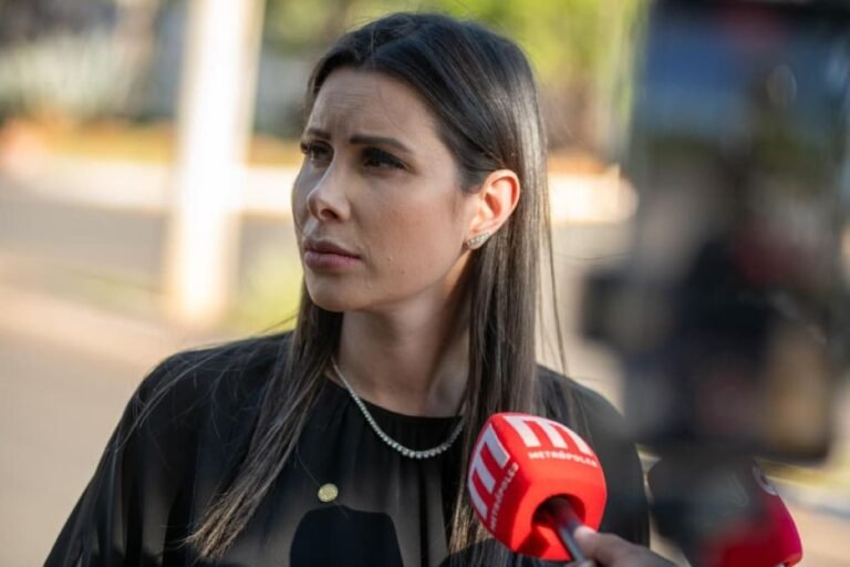 Pelo Estado – Carol De Toni recebe aval de Bolsonaro para o Senado