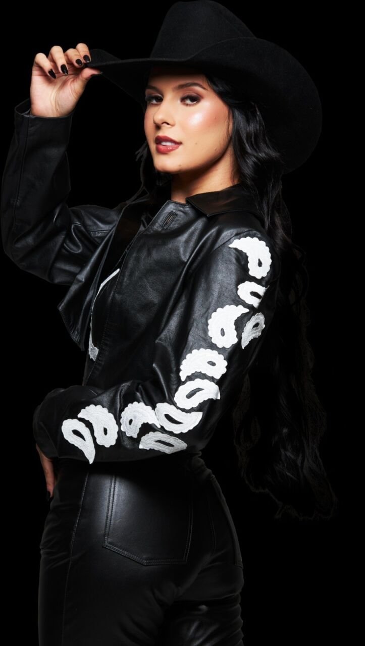 show de Ana Castela em Tubarão