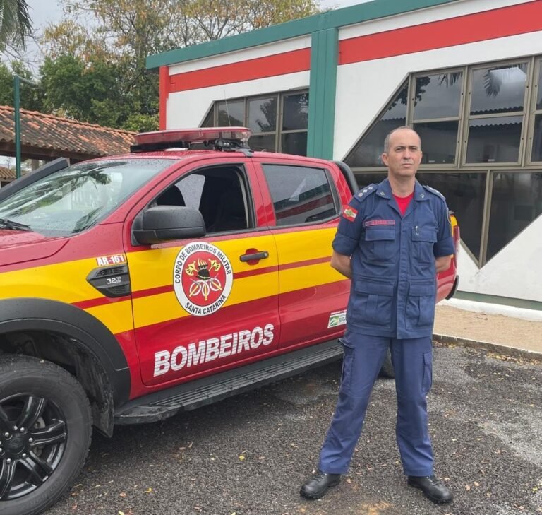 Bombeiros concluem inspeção após incêndio no Grêmio Fronteira em Araranguá