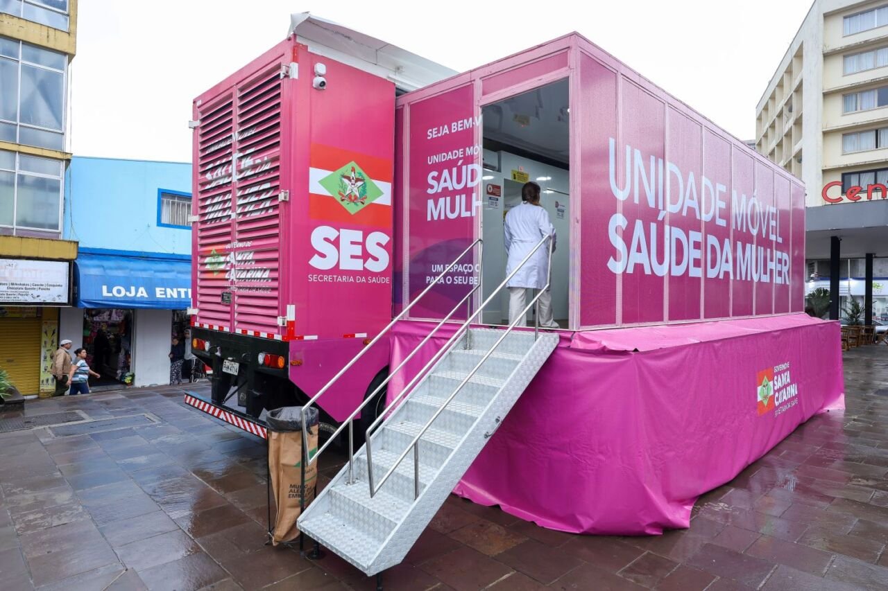 Santa Catarina lança Unidade Móvel Saúde da Mulher com foco em exames preventivos
