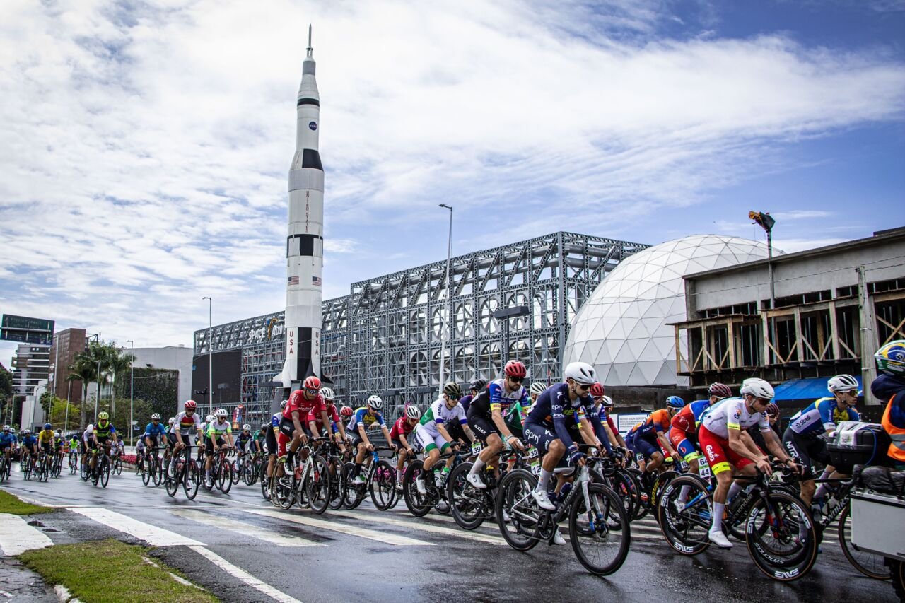 etapa 4 da Volta Ciclística de SC tem colombiano Diego Camargo na liderança geral