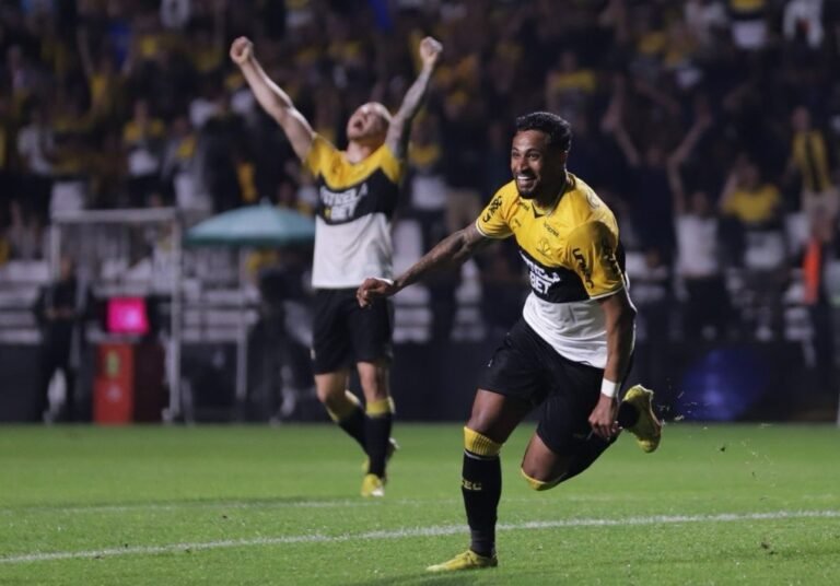 Criciúma vence em casa e assume vice-liderança na série B