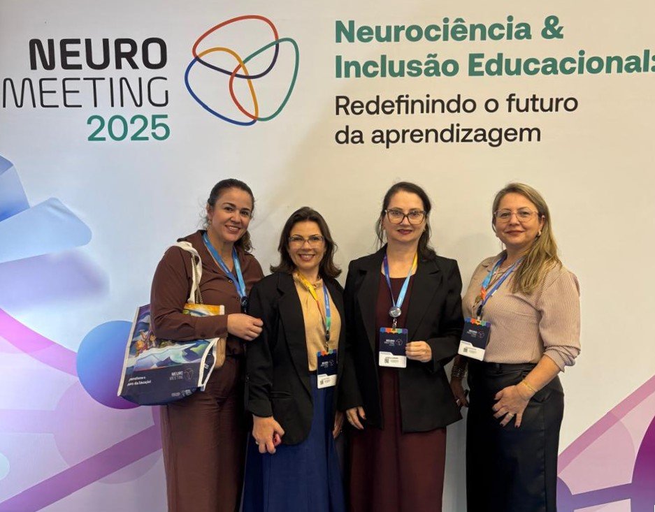 Educação de Gravatal participa do Neuro Meeting 2025