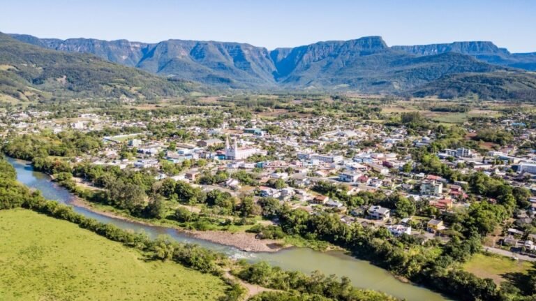 Praia Grande sedia o 1º EcoSummit 2025, feira nacional de ecoturismo