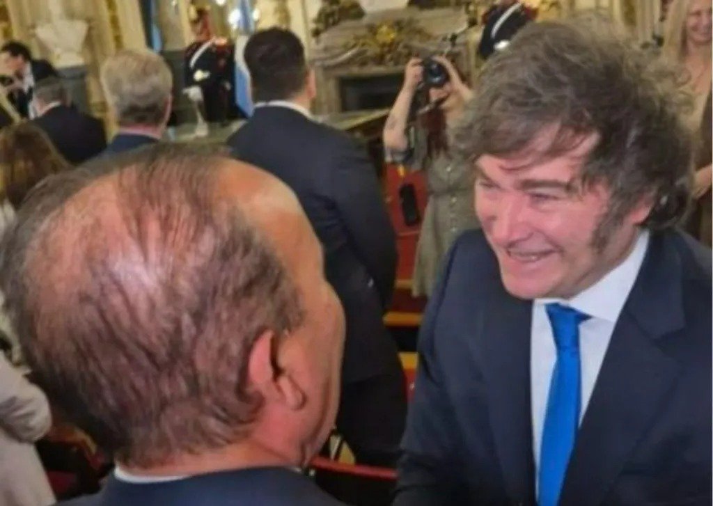 707bb444-ef86-4f2c-a836-3d7df3f17963