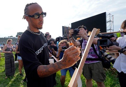 Hamilton, Vettel e Russell debatem sustentabilidade na F1: “É preciso agir de dentro”