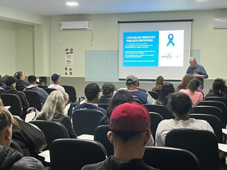 Araranguá realiza ações da Campanha Novembro Azul para incentivar o cuidado com a saúde do homem