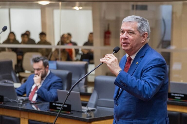 SC lança Frente Parlamentar do Futebol Catarinense para fortalecer clubes