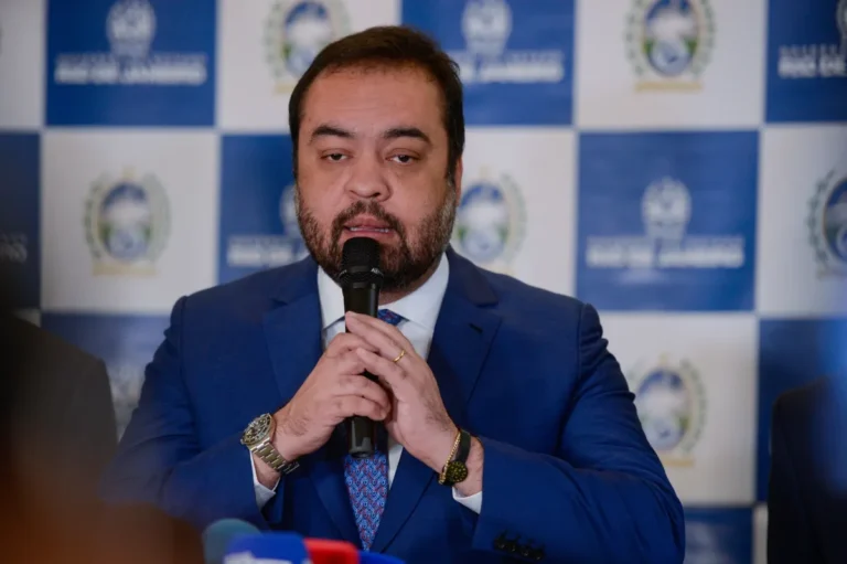 TSE inicia julgamento do governador Cláudio Castro por abuso de poder econômico