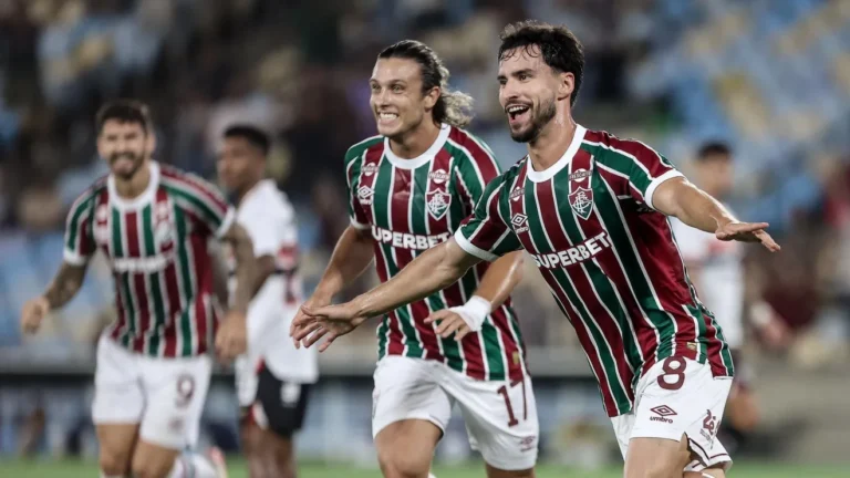 Fluminense goleia o São Paulo por 6 a 0 e garante vaga na Libertadores