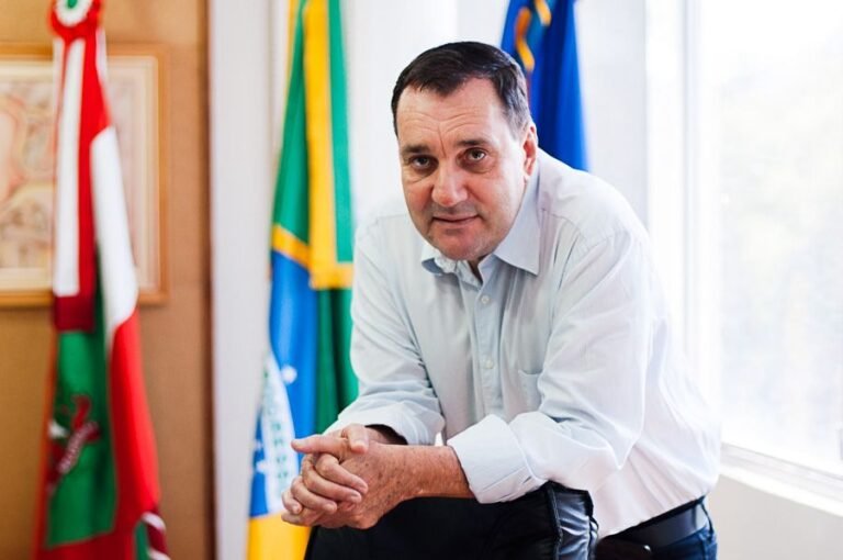 Ex-reitor Luiz Carlos Cancellier será homenageado pelo MEC em Brasília