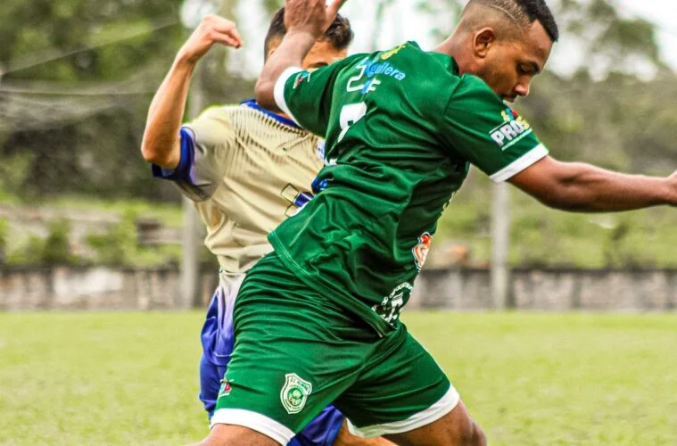 Palmeiras e Barreirinhos decidem título da Liga Tubaronense no domingo