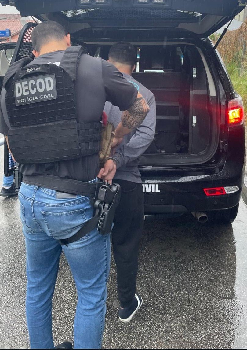 Polícia Civil cumpre mandados em operação a