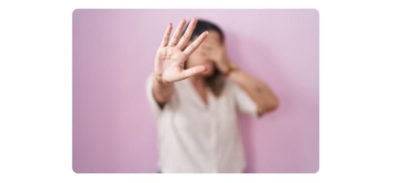 Tubarão registra uma mulher vítima de violência a cada três horas em 2025