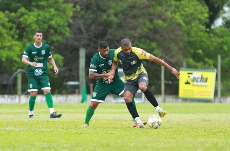Barreirinhos e Palmeiras fazem primeiro jogo da final do Regional neste domingo