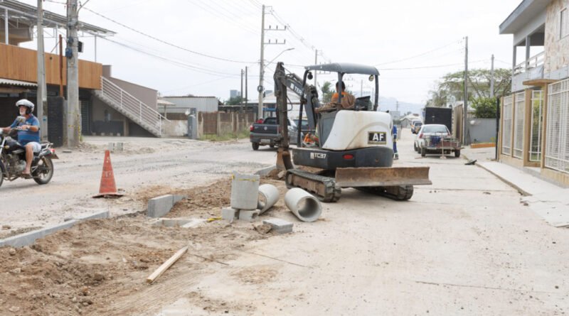 aldo hulse asfalto interdição Rua Aldo Hülse