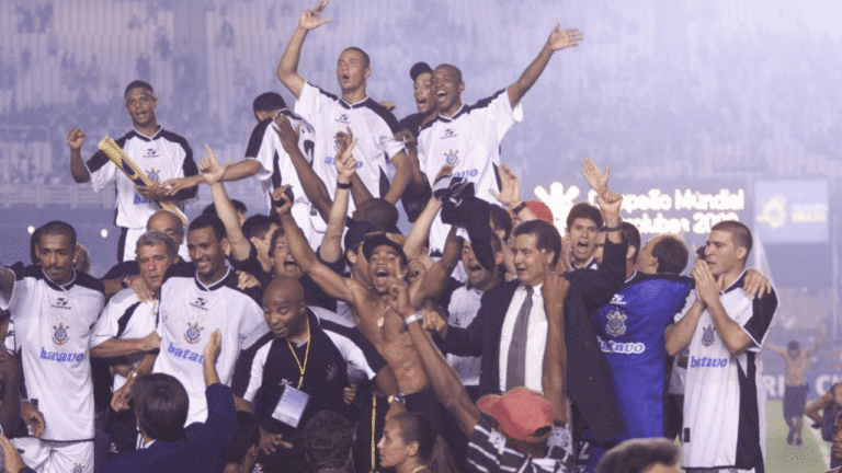 Vasco e Corinthians voltam a decidir título após mais de 25 anos