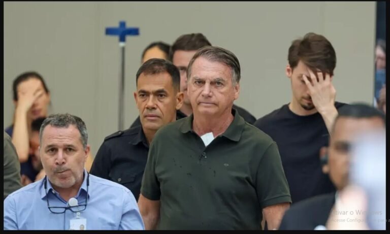 Moraes autoriza saída de Bolsonaro para cirurgia em Brasília