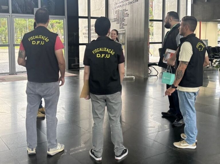 Operação Calçada Livre recolhe cerca de 350 materiais em Criciúma