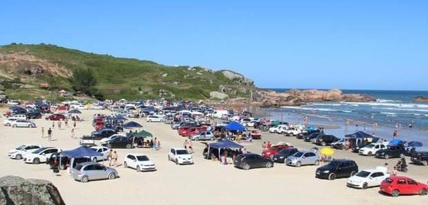 Críticas na Praia do Sol marcam decreto que fixa multa de R$ 200 em Laguna
